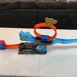 HOT WHEELS RACE TRACKS 