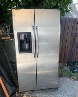 36 inch use fridge