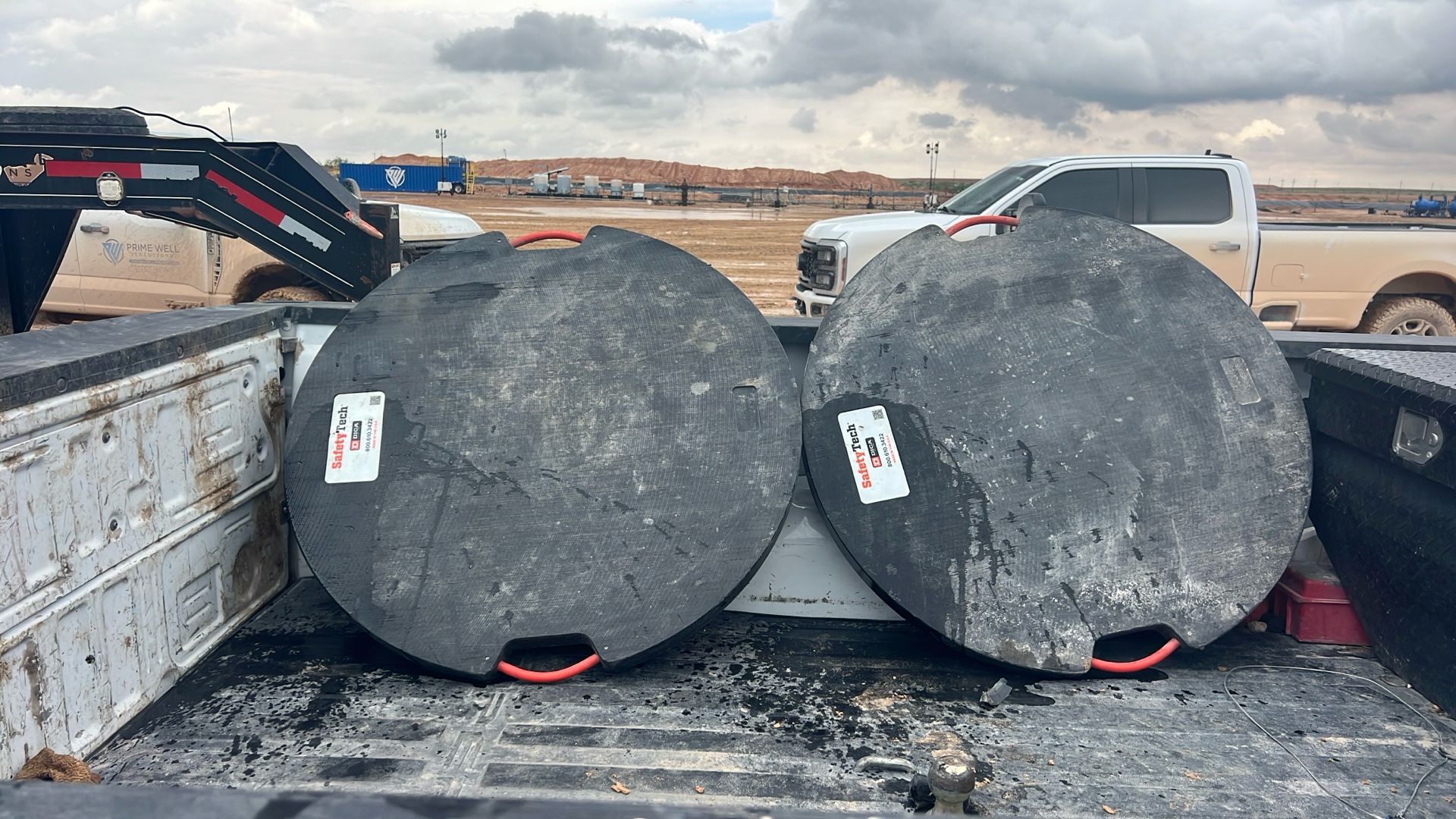 Heavy duty outrigger pads 