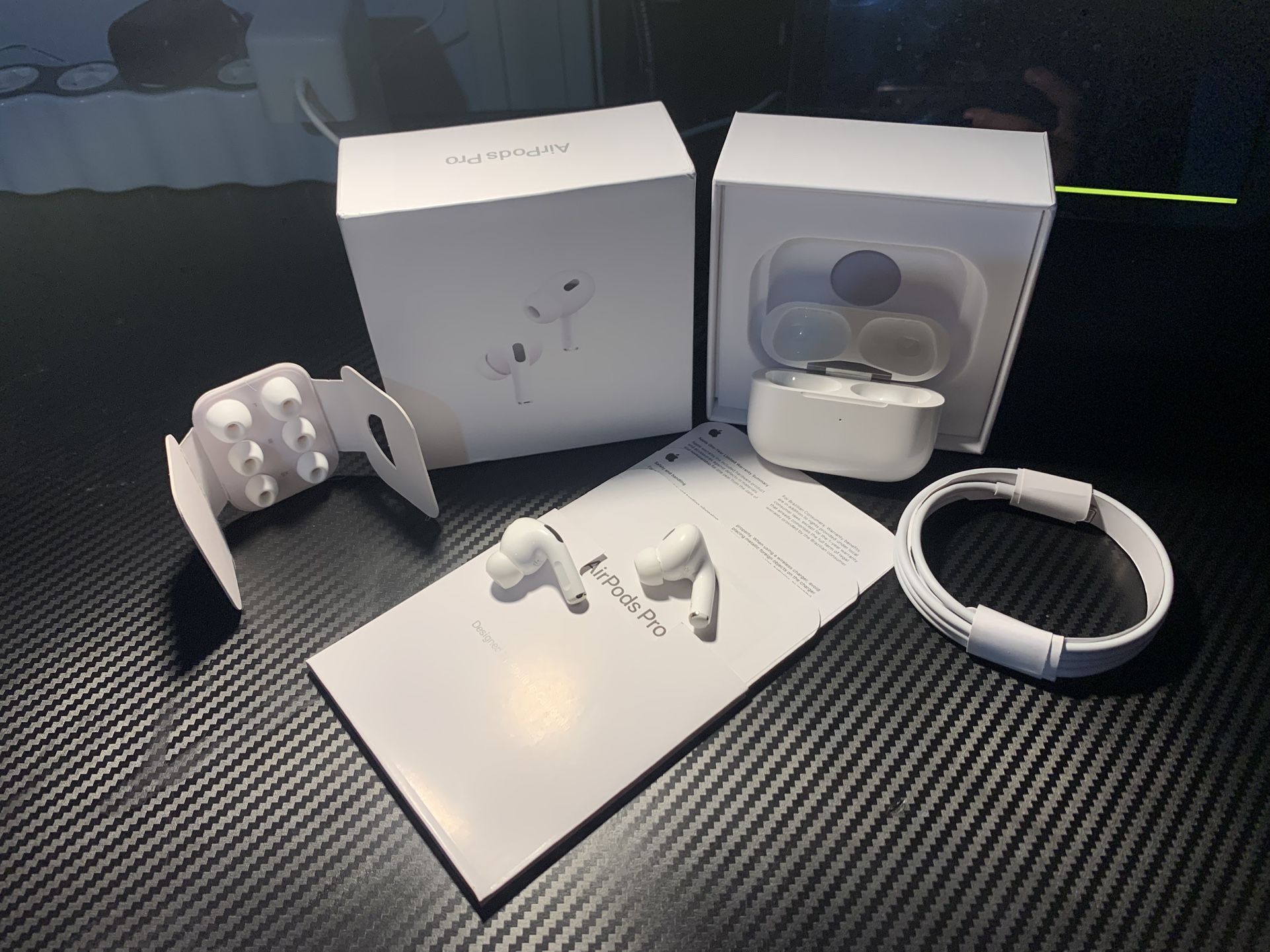 Apple AirPods Pro 2nd Gen Lightning Charging