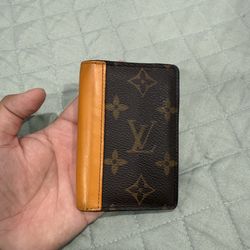 Louis Vuitton Men’s Wallet & Card Holder