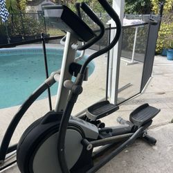 Nordictrack E7sv Front Drive