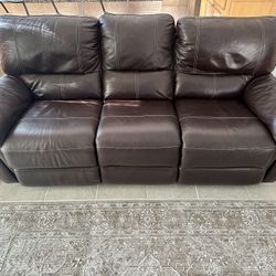 Couch & Loveseat (Power Reclining)