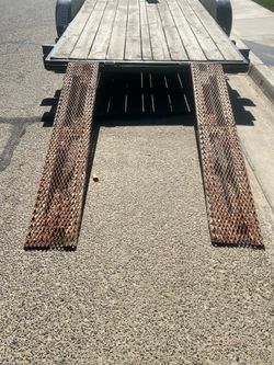 Trailer ramps