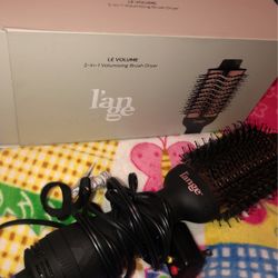 L’ange LeVolume 2 In 1 Volumizing Brush Dryer