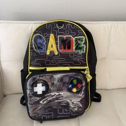Backpack + Lunchbox $5