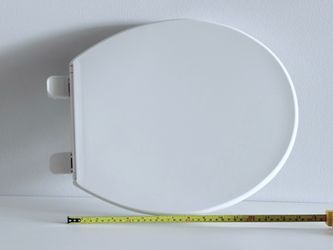 Kohler White Elongated Toilet Seat with Lid