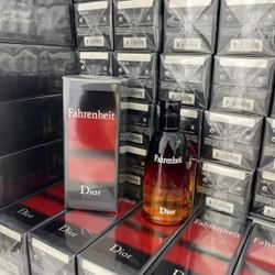 Quality perfume pallets