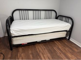 Trundle Daybed