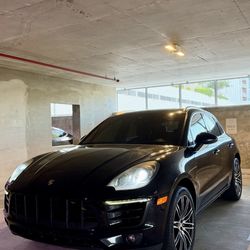 2017 Porsche Macan