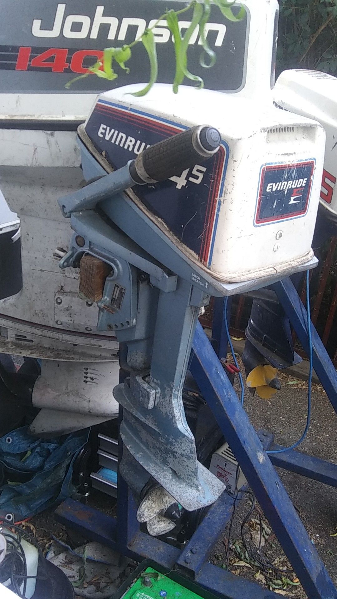 Evinrude 4and a half