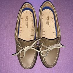 Woman’s Sperrys Boat Shoe Size 7