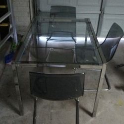 table/IKEA GLIVARP Extendable table / Clear