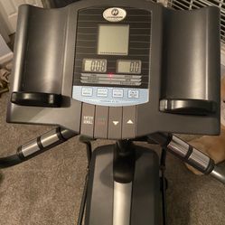 Horizon Series E95 Elliptical 