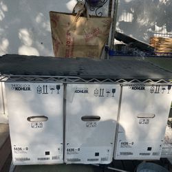 Toilet Fish Equipment With Tank