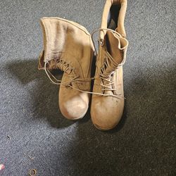 Brand New Military Gortex Boots