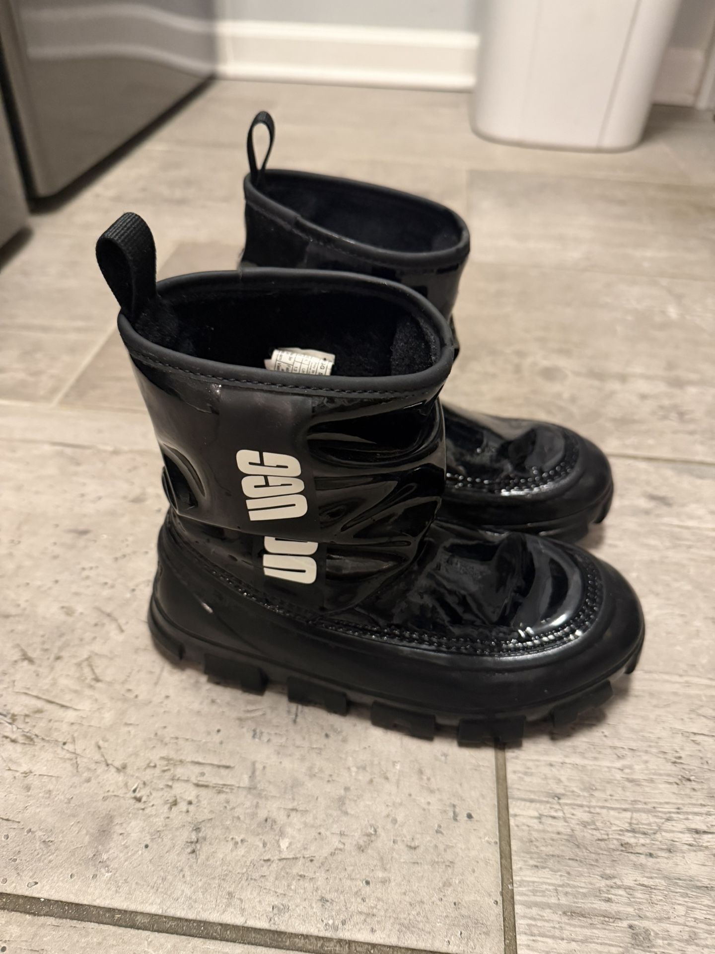 Ugg kid Winter Boot