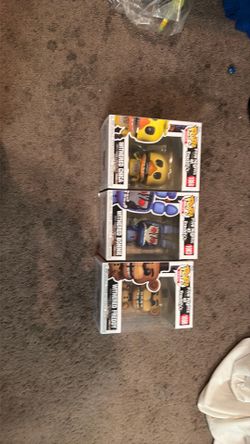 Five nights at Freddy’s funko pops withered chica, withered Bonnie, withered Freddy