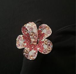Flower Ring W/Pink Stones