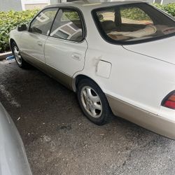 1994 Lexus ES 300