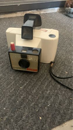 Polaroid Land Camera Swinger model 20