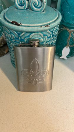 Stainless Steel Flask with Fleur-de-Lis