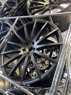 •• MERCEDES GLE, GLS & BMW X5 • 22x10.5 (5x112) °° Turn every head on the freeway by ditching those factory alloys for a deep-concave custom wheel up