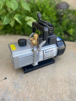 Selling A Two Stage Globe saver Vacuum pump  In good condition.