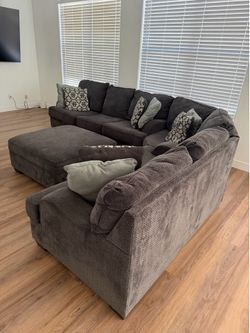 Couch w/ Ottoman