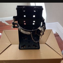 Fire Extinguisher / Fire Extinguisher Mount / Fire Extinguisher Bracket 