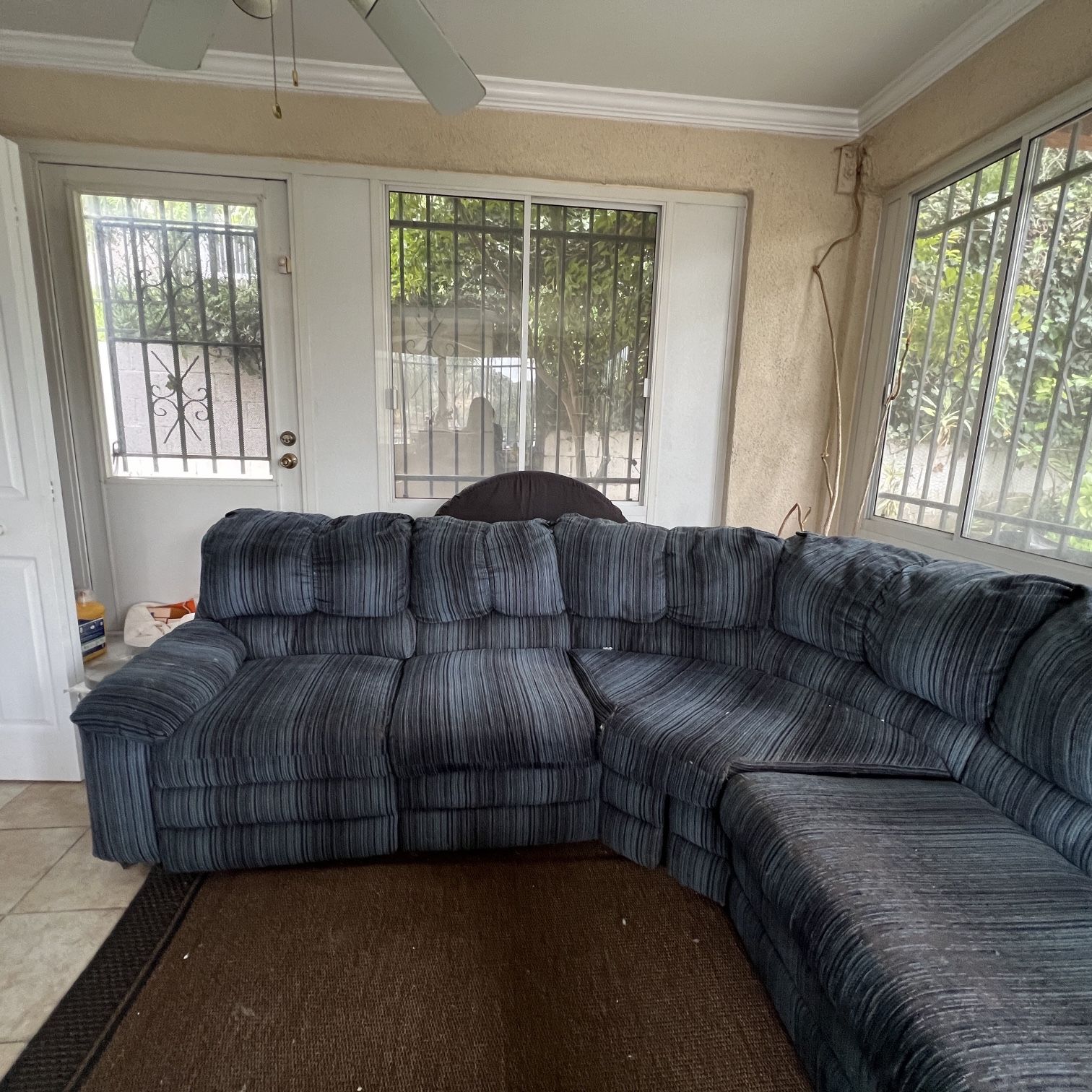 Large Multifunction  Reclining Couch ( NEED TO SELL FAST) 