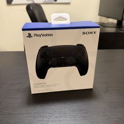 PS5 Controller - Black Sealed 