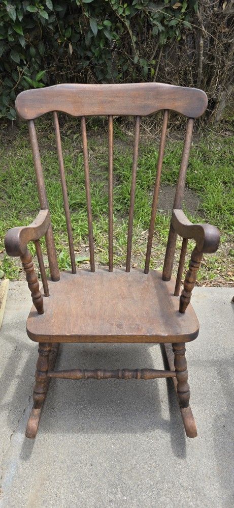 VINTAGE Child Rocking Chair