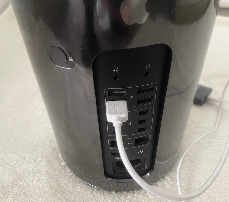Apple MacPro Desktop With Editing And Music Production Software 