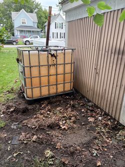 IBC Tote Tank with Metal Cage