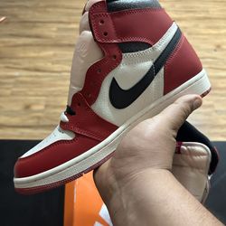 JORDAN 1 HIGH CHICAGO LOST AND FOUND