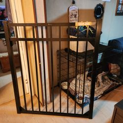 4.5 ftx 4 ft DOOR FOR FENCE