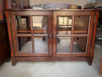 Wood TV stand / Media console