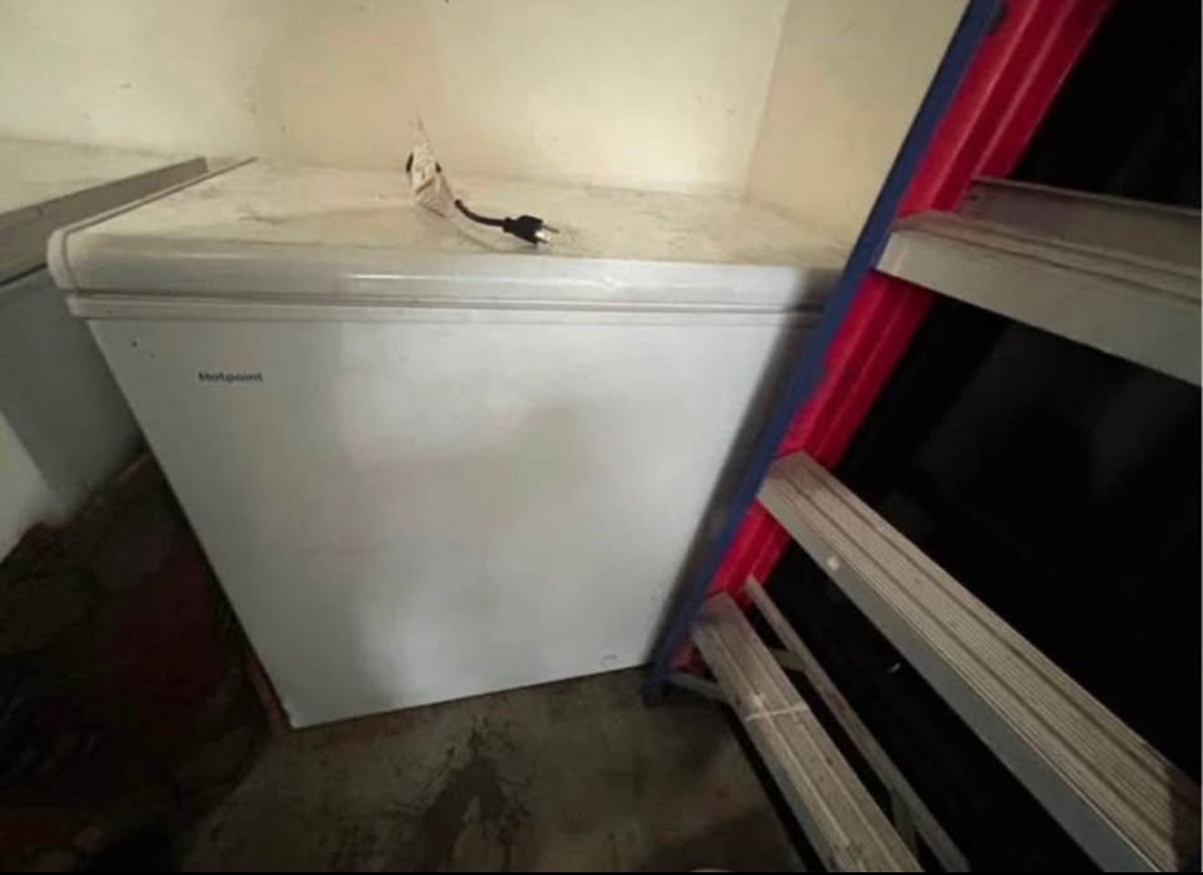 Refrigerator