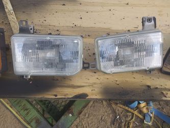 Nissan hardbody parts