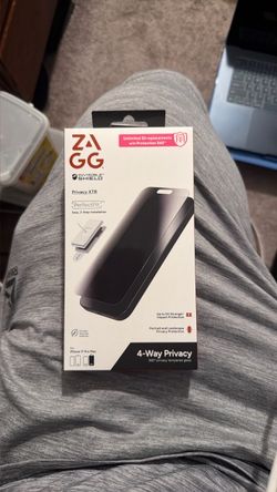 Brand New ZAGG InvisibleShield Privacy XTR iPhone 18/17 Pro Max. $30 OBO