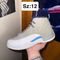 Jordan Retro 12 Grey University Blue 