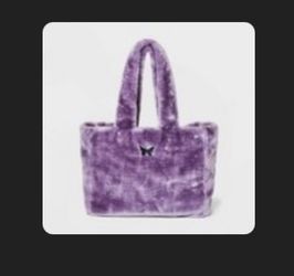 Wet&Wild Fluffy Tote Bag