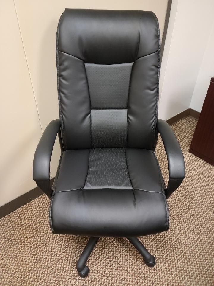 Black Office Chair