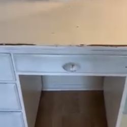 Large vanity desk comes with mirror