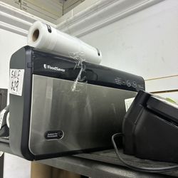 FoodSaver Vacuum Sealer
