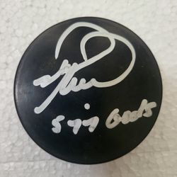 Mark Recchi signed puck