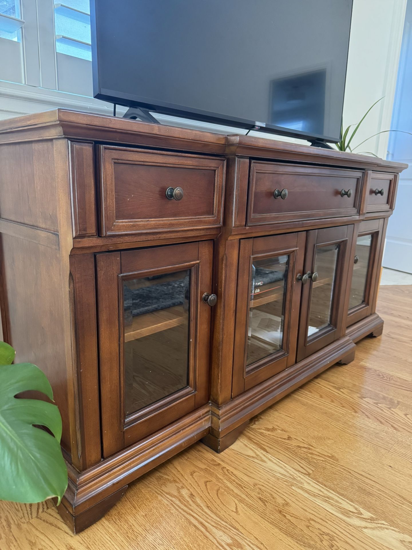 Solid Wood TV Console / Media Cabinet – Great Condition