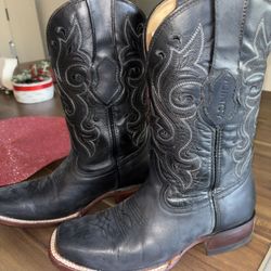 Man’s Leather Boots 