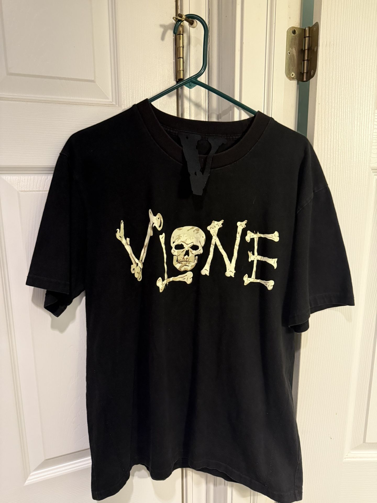Vlone Lost Bones Tee (Rare) Size L